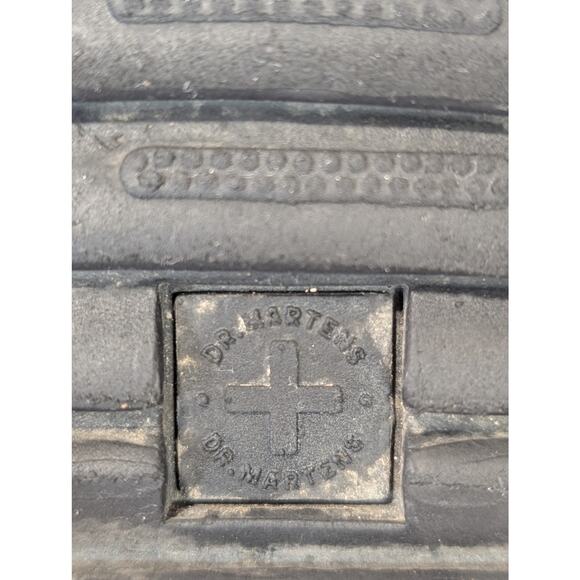 Blaire Hydro Leather Strap Sandals sz 7/38
$100 - Picture 4 of 10